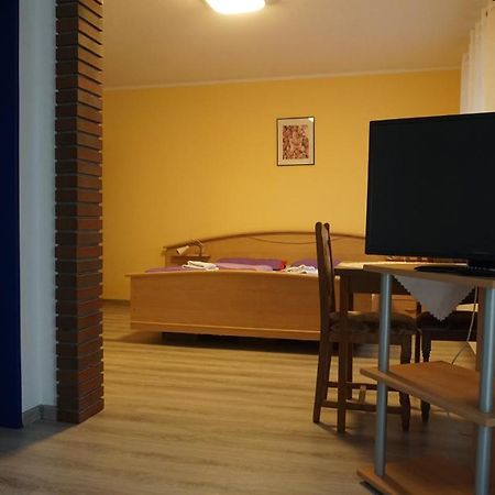 Logia Hotel Garni Neuharlingersiel Exterior photo