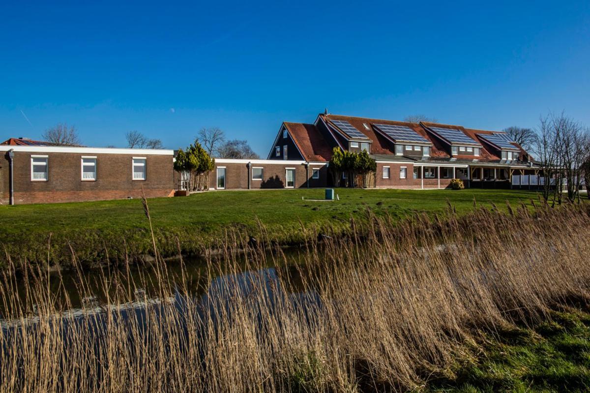 Logia Hotel Garni Neuharlingersiel Exterior photo