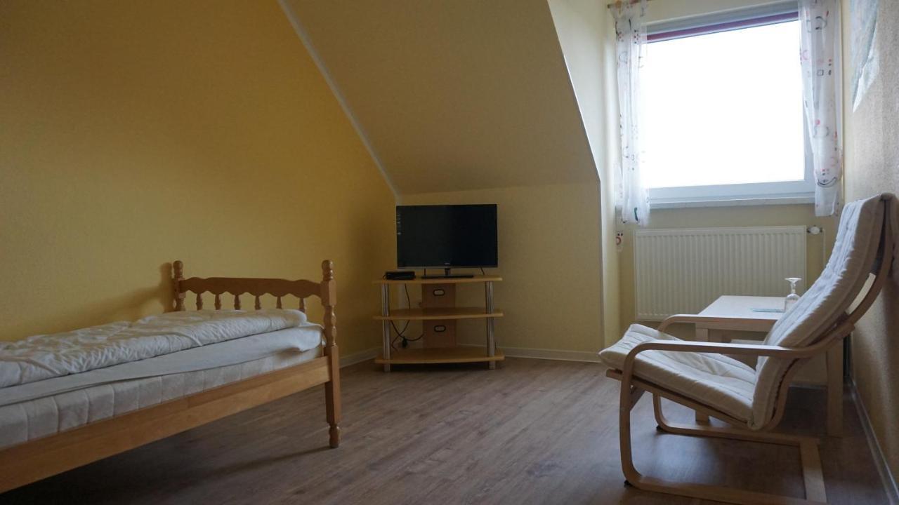 Logia Hotel Garni Neuharlingersiel Exterior photo